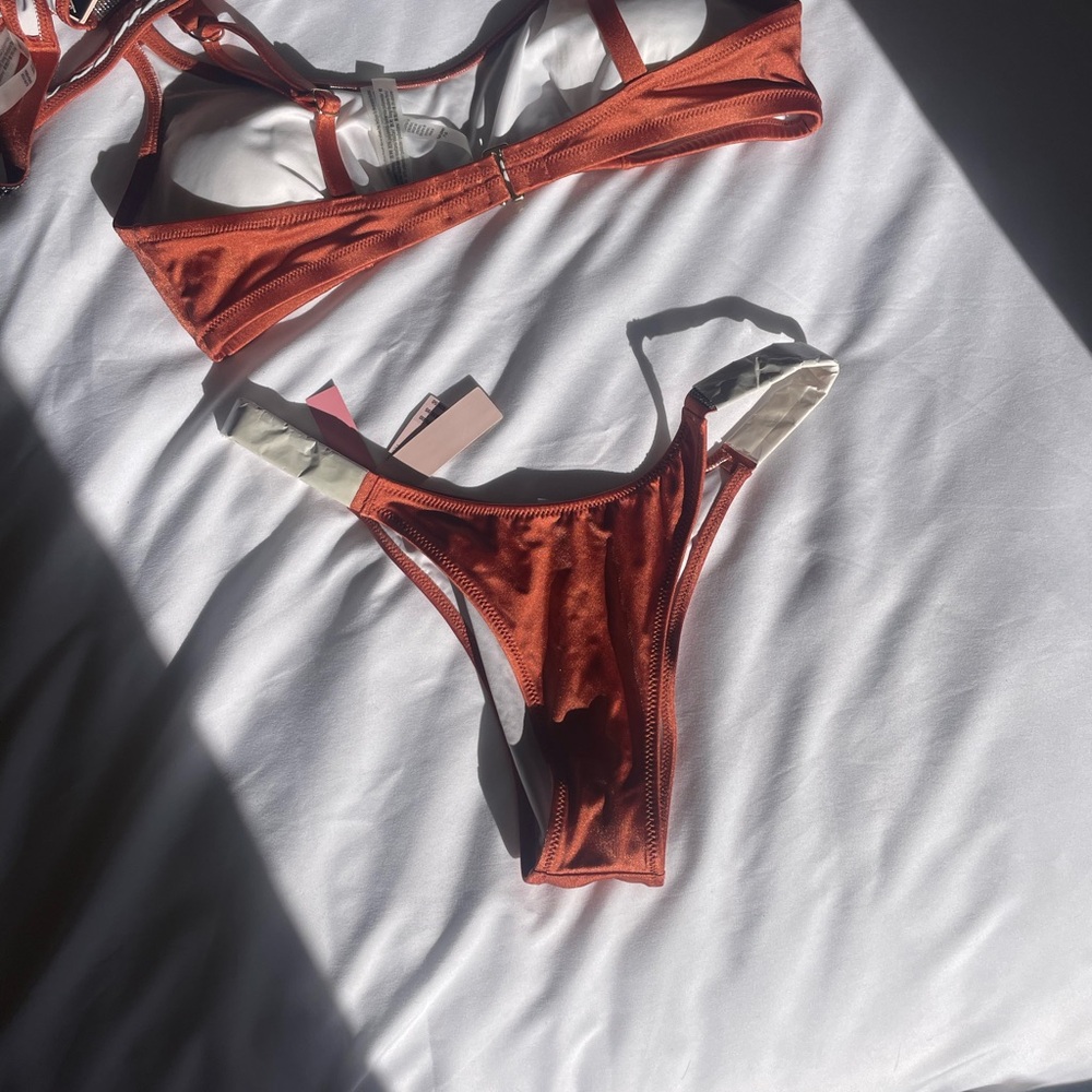 Bikini Set L/S - Picture 13 of 16